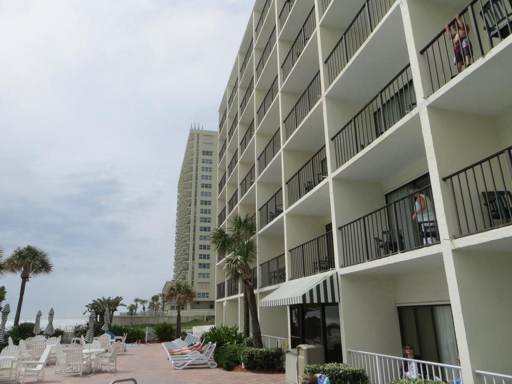 Days Inn By Wyndham Daytona Oceanfront Daytona Beach Esterno foto