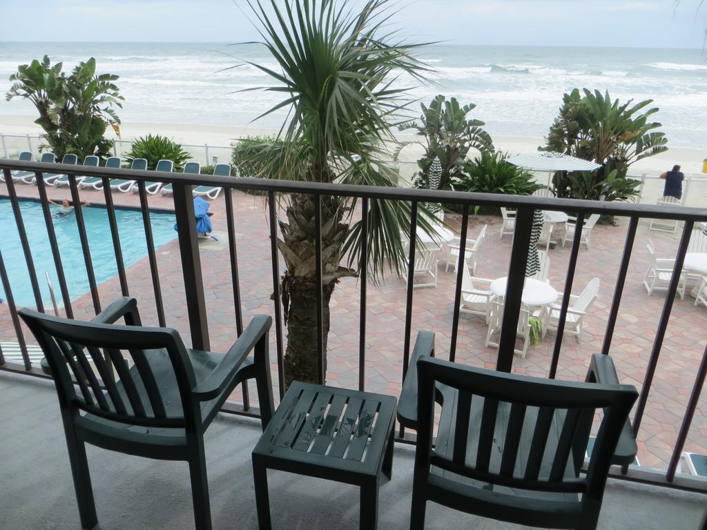Days Inn By Wyndham Daytona Oceanfront Daytona Beach Esterno foto