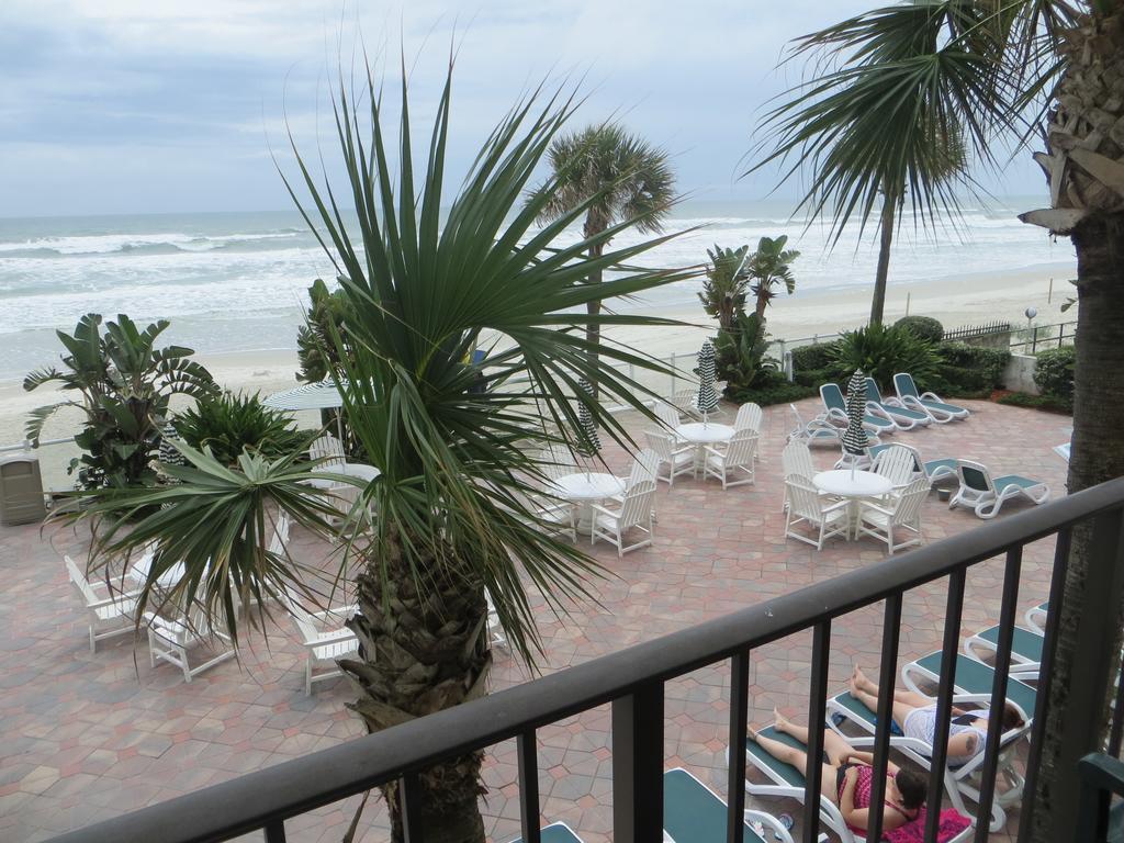 Days Inn By Wyndham Daytona Oceanfront Daytona Beach Esterno foto
